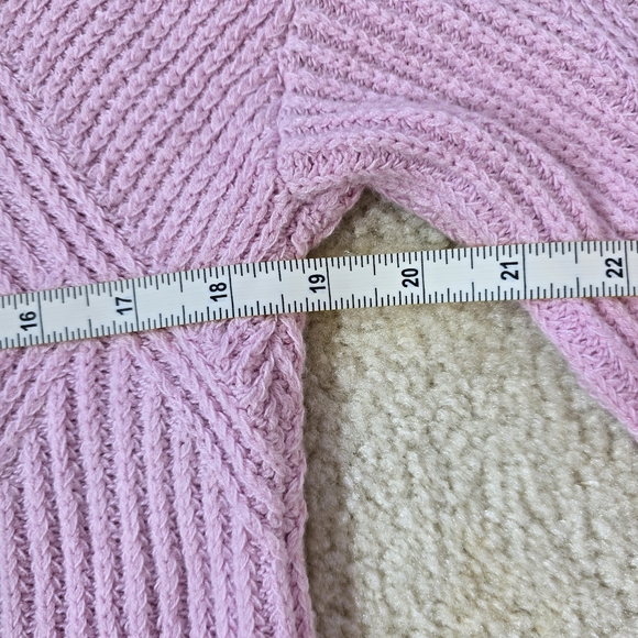 Express Pink Cropped Sweater - Picture 4 of 6